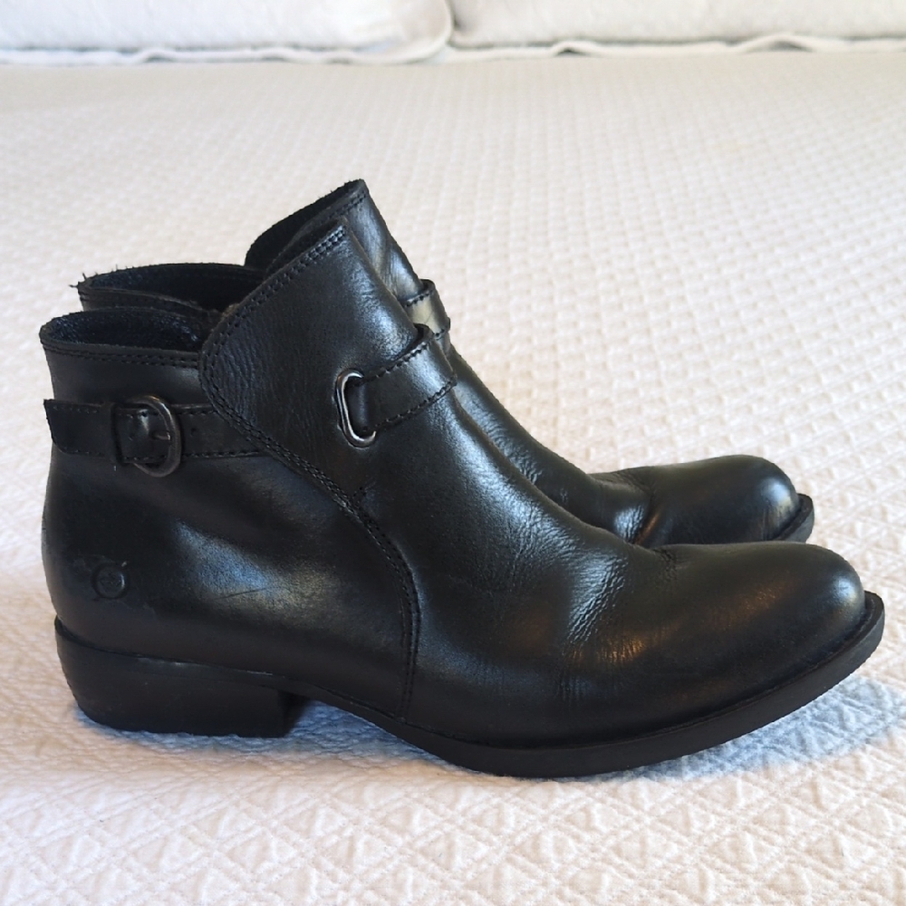 Born Black Leather Ankle Boots, Size 7.5 - Picture 4 of 8